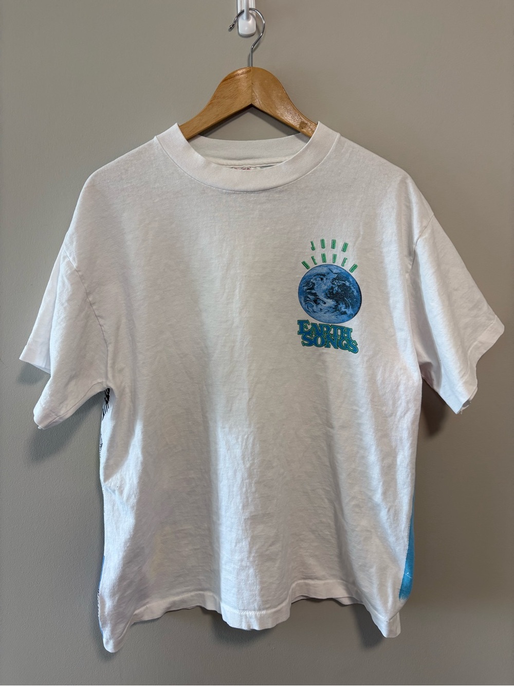 Vintage 1990s Earth Songs Animal Theme All Over Print T-Shirt XL